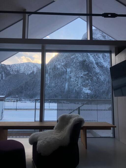 Urban Alpine Penthouse With Lake View Maurach  Exterior foto