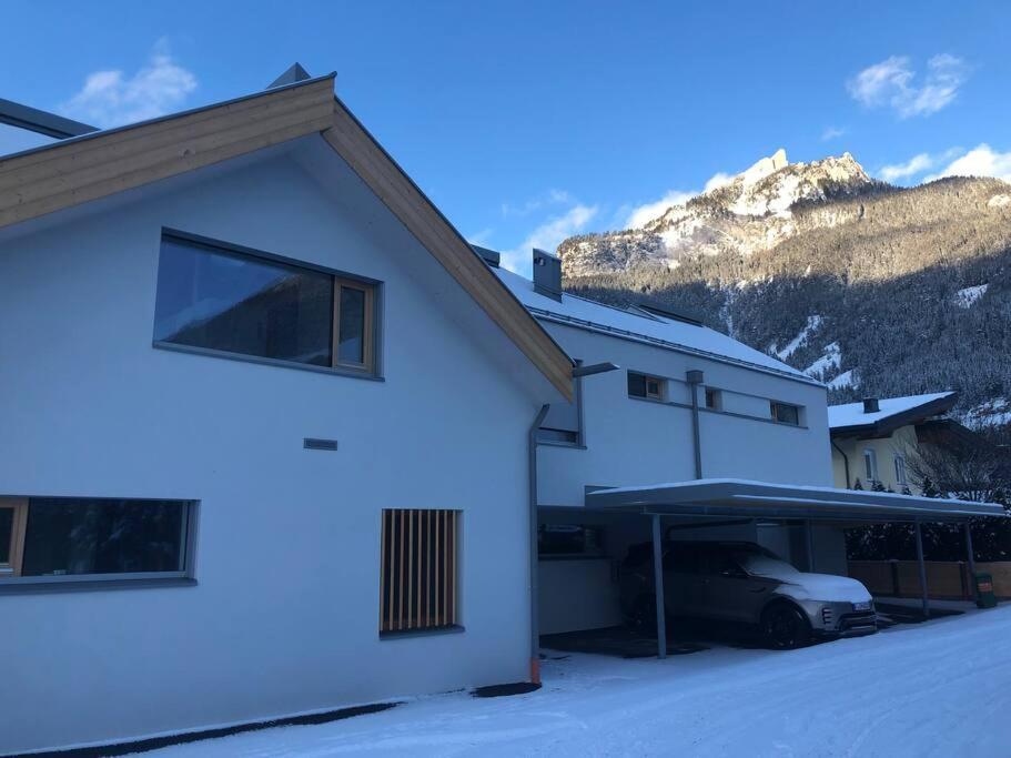 Urban Alpine Penthouse With Lake View Maurach  Exterior foto