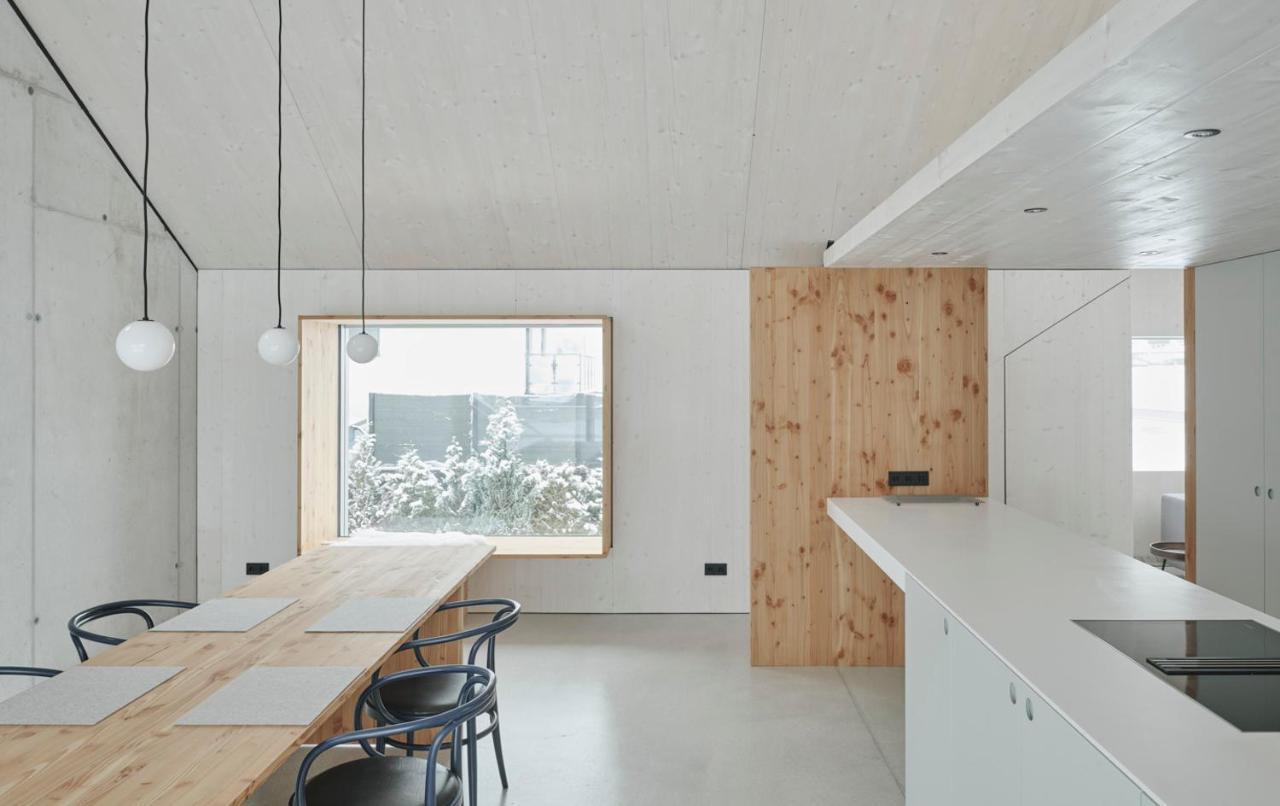 Urban Alpine Penthouse With Lake View Maurach  Exterior foto