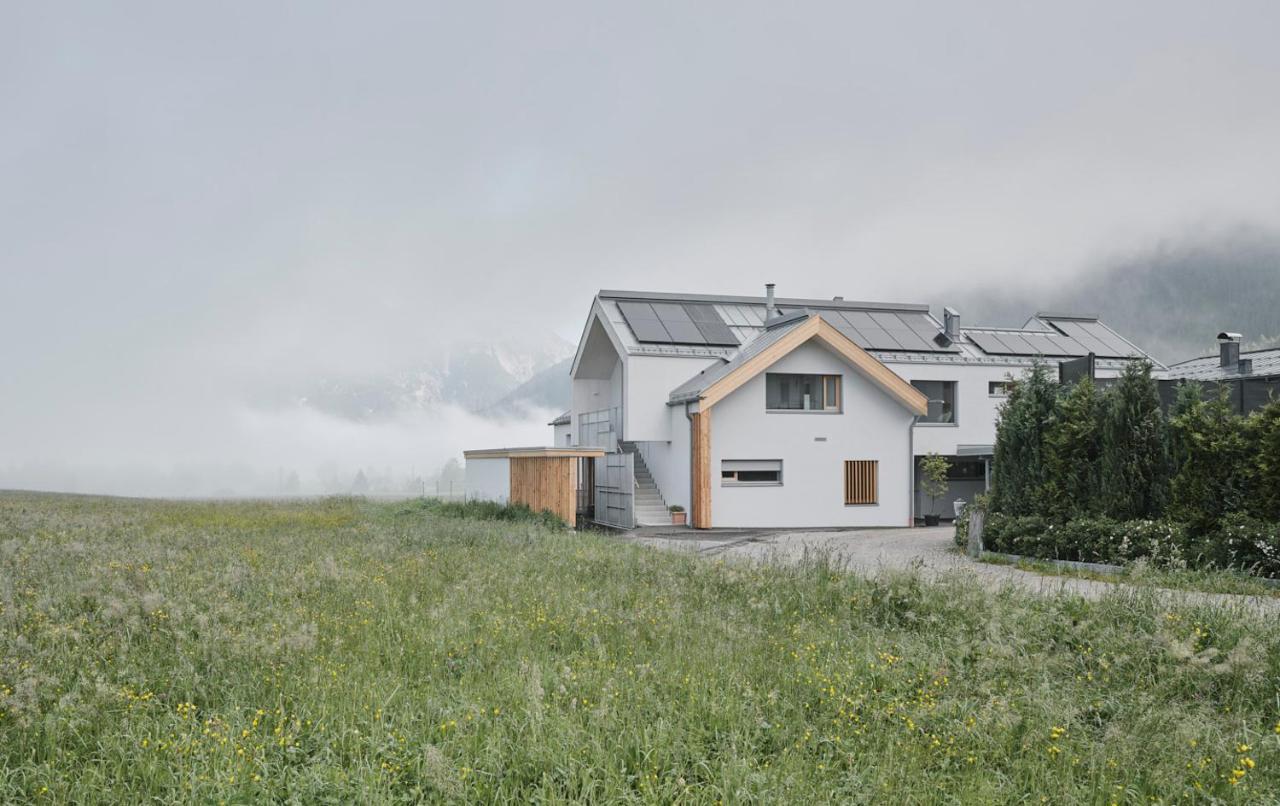 Urban Alpine Penthouse With Lake View Maurach  Exterior foto